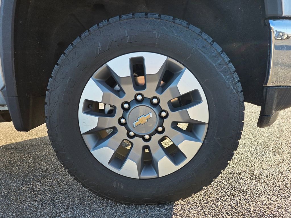 Used 2022 Chevrolet Silverado 2500 LTZ w/ Z71 Off-Road Package image 30
