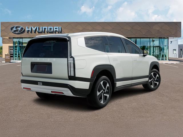 New 2026 Hyundai Ioniq 9 S w/ Tow & Go Package image 11