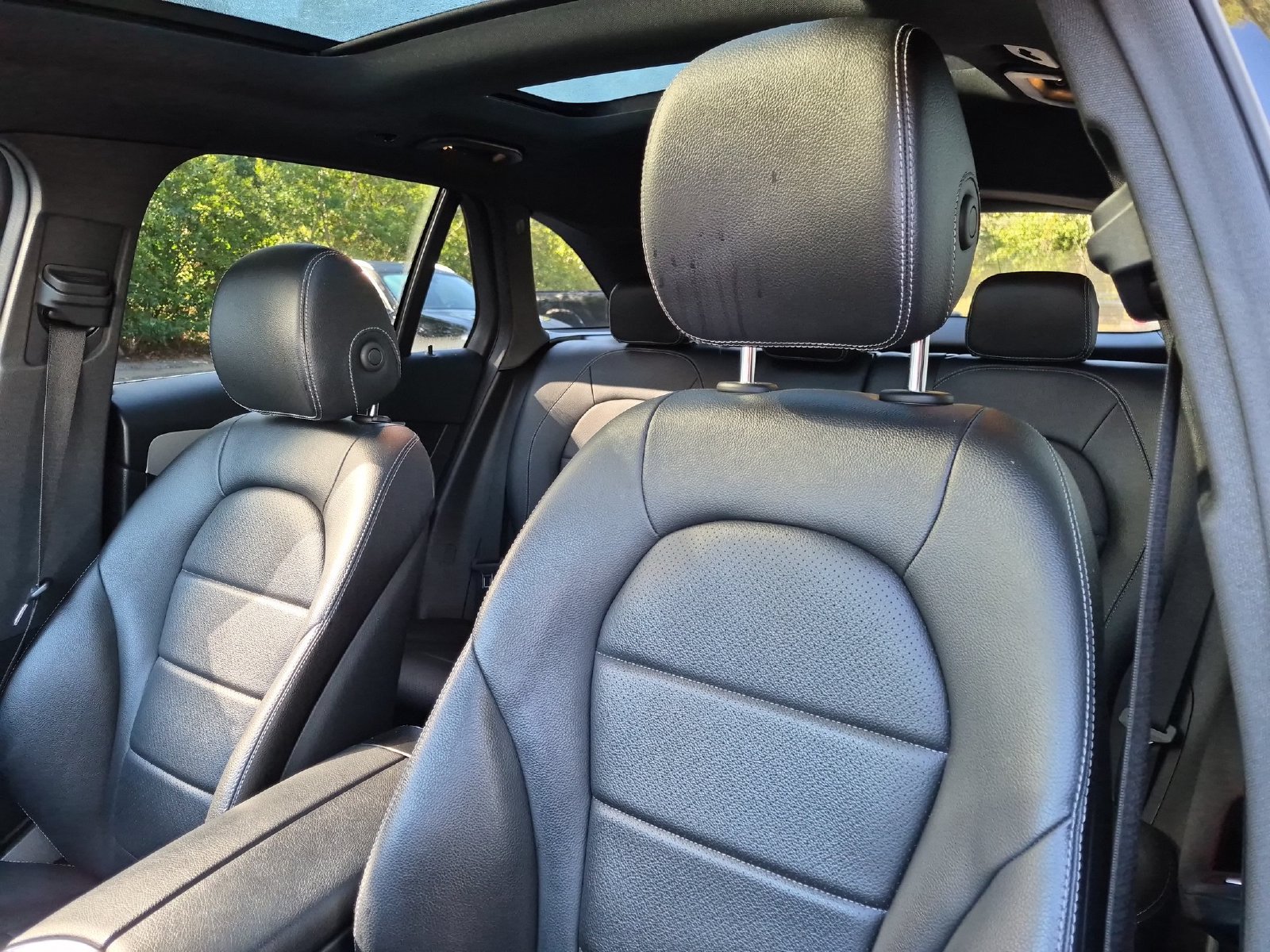 Used 2022 Mercedes-Benz GLC 300 4MATIC image 14