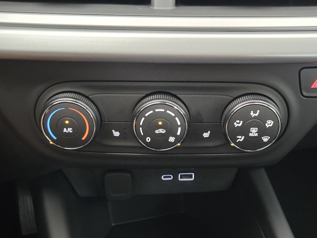 New 2026 Chevrolet Trax RS w/ Driver Confidence Package FWD image 20