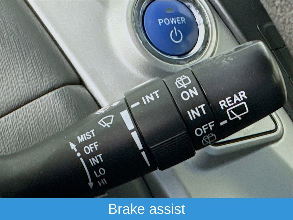 Used 2014 Toyota Prius V Two image 14