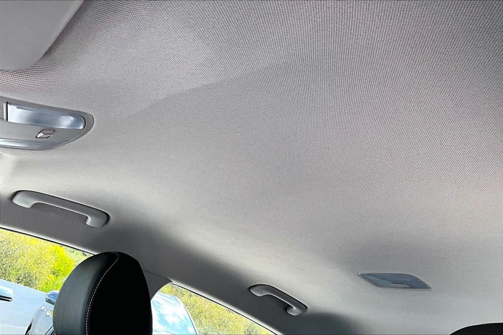Used 2019 Hyundai Ioniq Limited FWD image 12