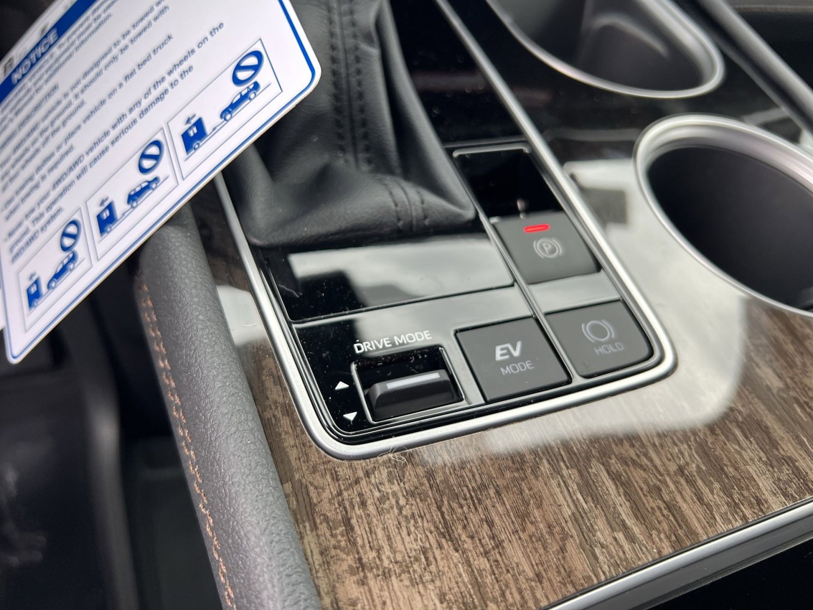 New 2026 Toyota Sienna Limited image 25