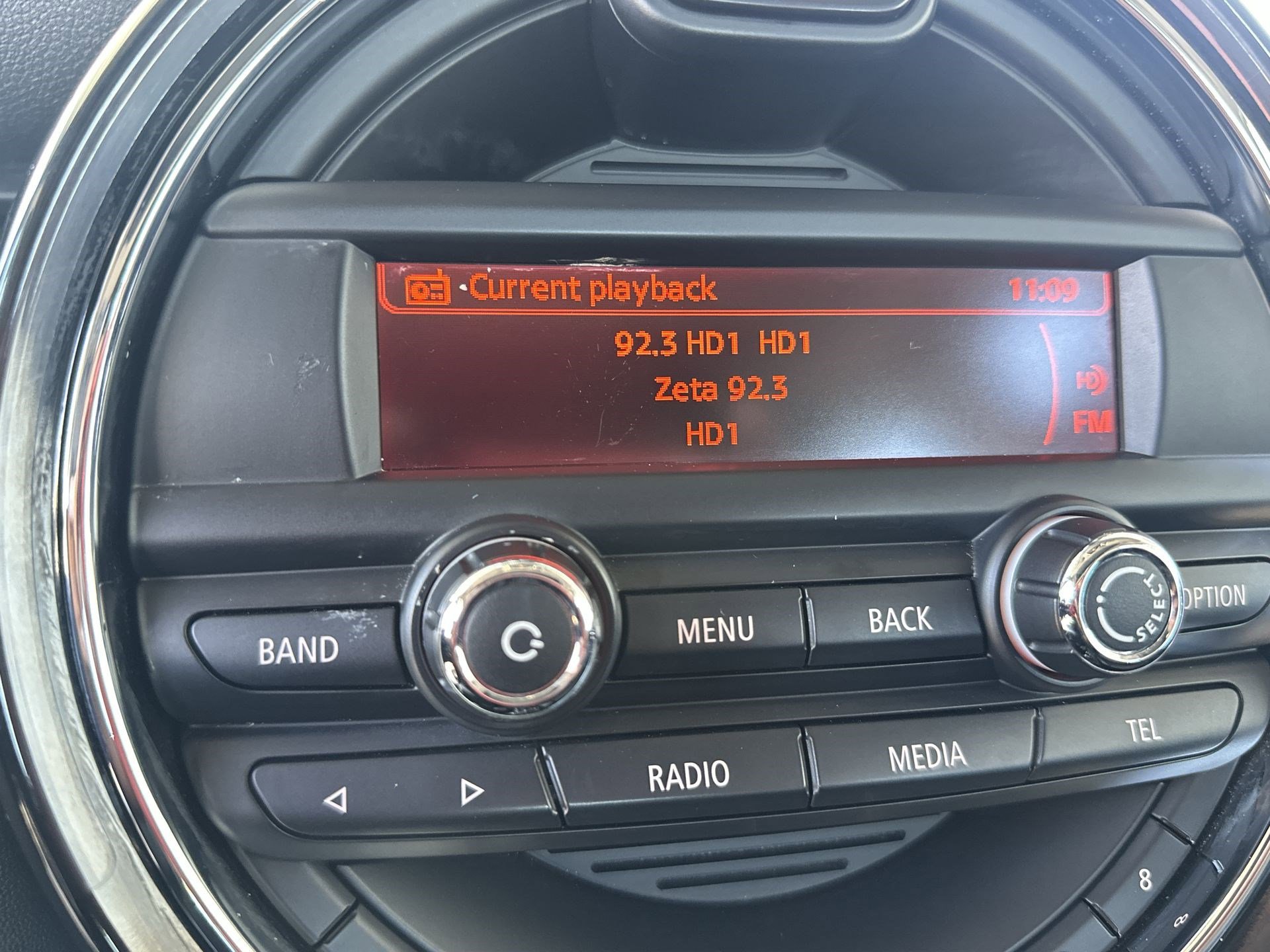 Used 2015 MINI Cooper S image 25