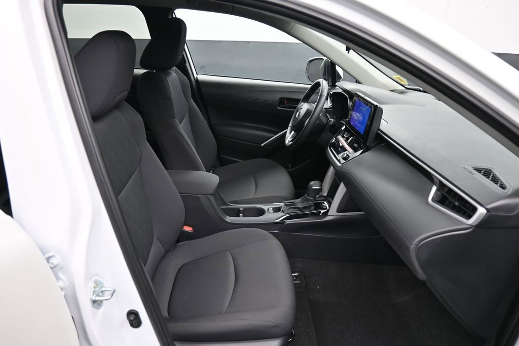 Used 2024 Toyota Corolla Cross LE w/ Black Badges Package (TMS) AWD/4WD image 23