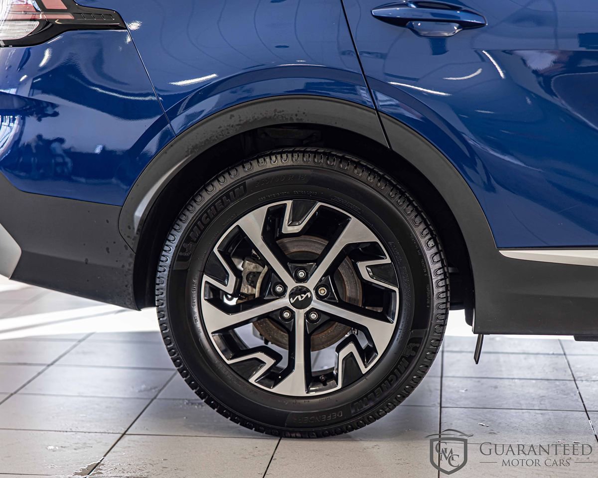 Used 2023 Kia Sportage EX FWD image 10