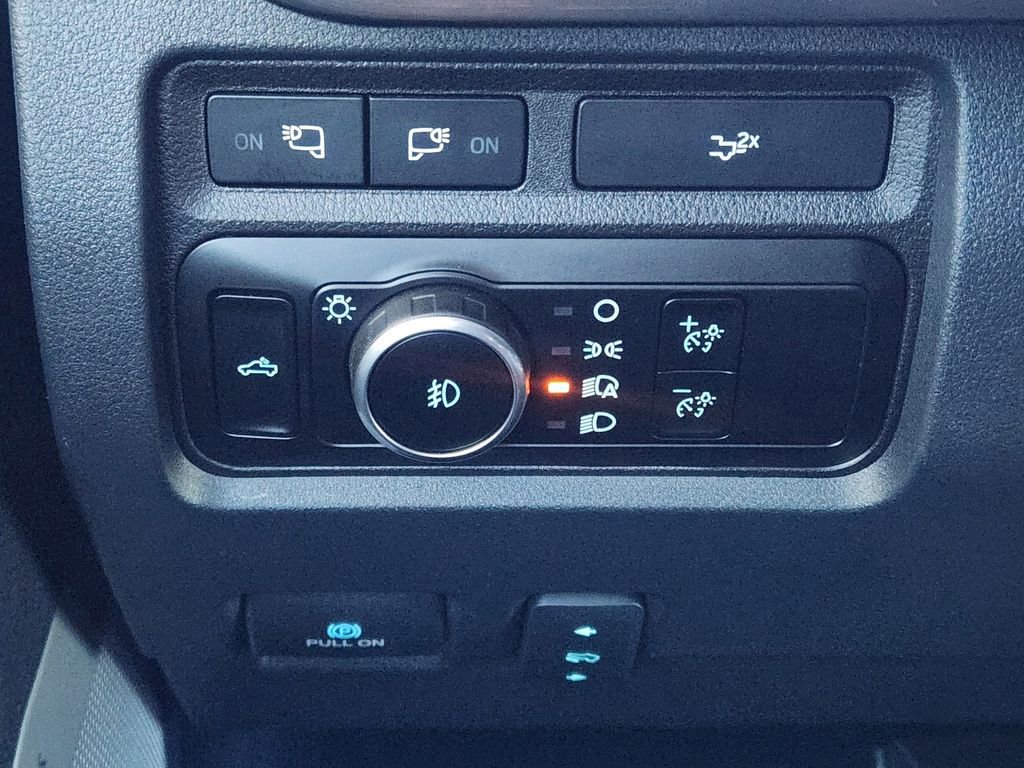 Certified 2024 Ford F250 Lariat image 31