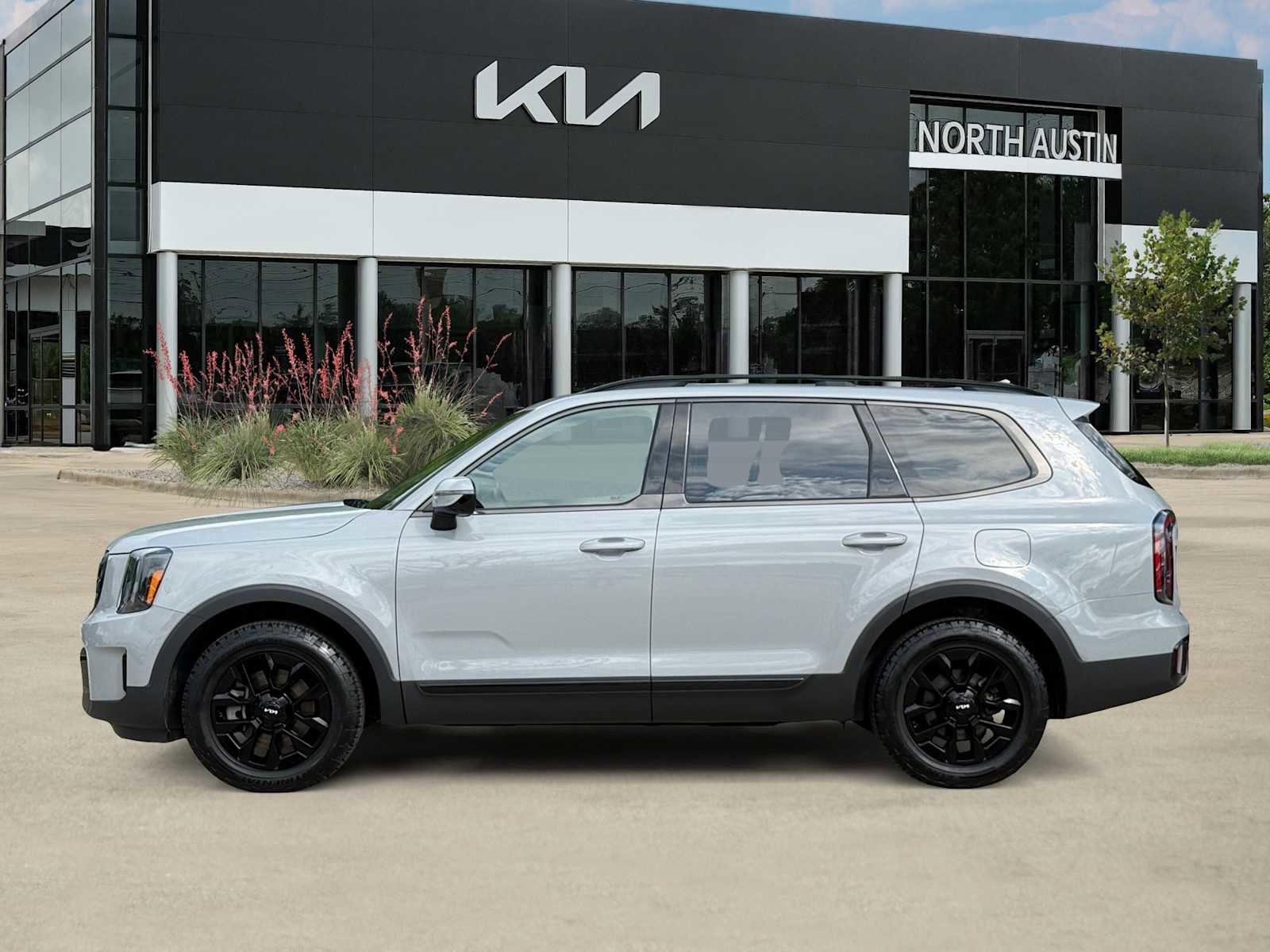 Certified 2024 Kia Telluride SX Prestige X-Pro image 6