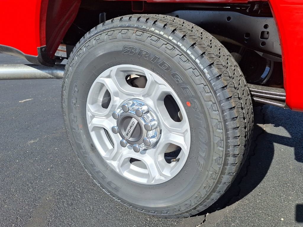 New 2026 Ford F250 XLT w/ FX4 Off-Road Package AWD/4WD image 23