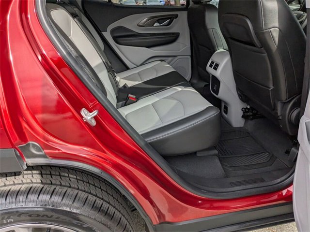 Used 2022 GMC Terrain SLT image 36