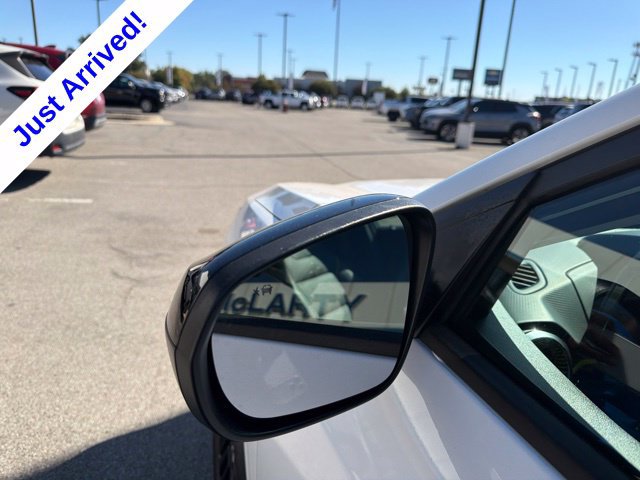 Used 2024 Chevrolet Trax ACTIV w/ Sunroof Package FWD image 13