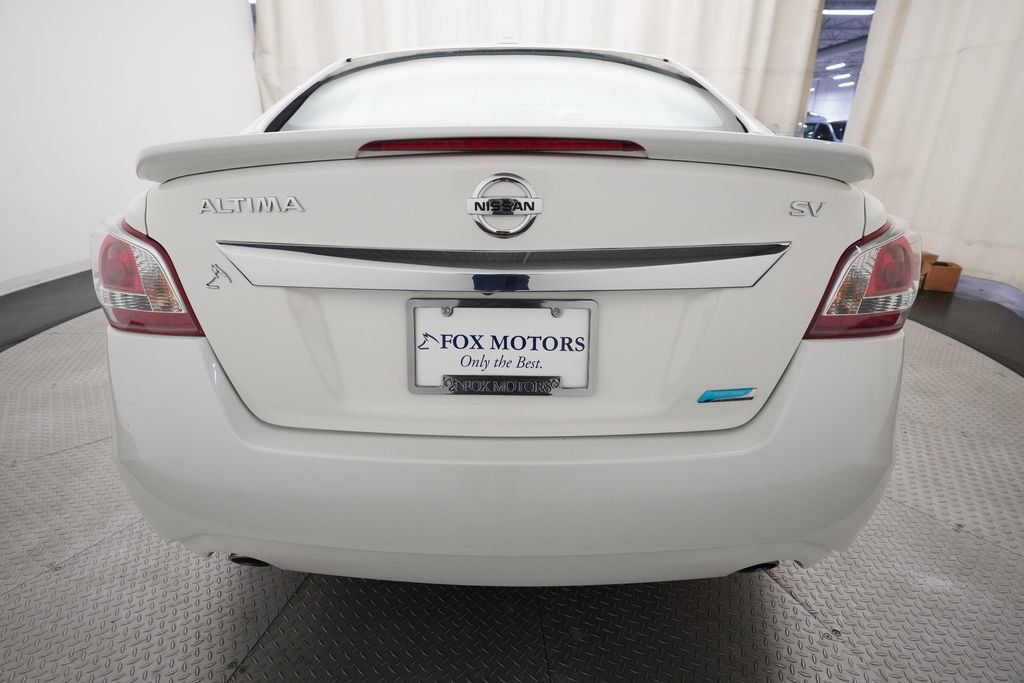 Used 2013 Nissan Altima 2.5 SV FWD image 25