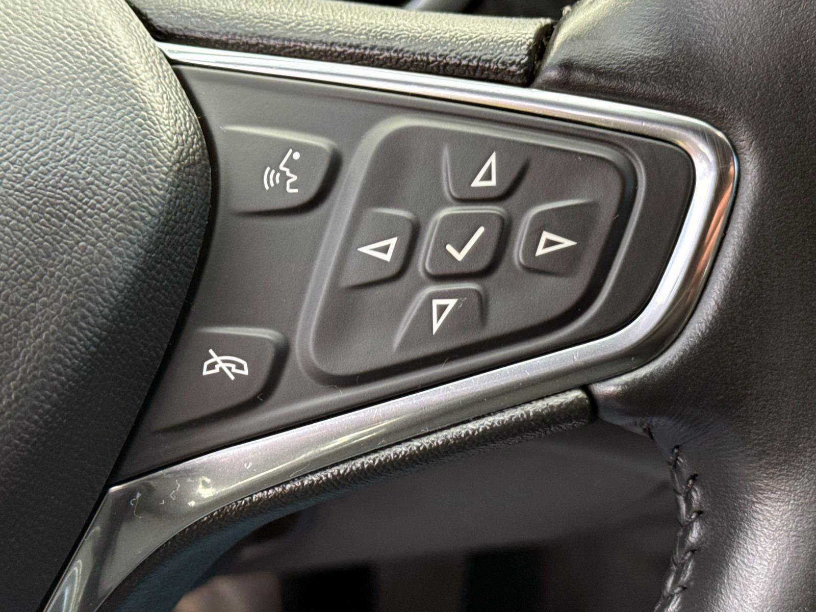 Certified 2020 Chevrolet Malibu RS w/ LPO, Convenience Package 2 image 18