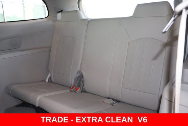 Used 2016 Buick Enclave Leather FWD image 16