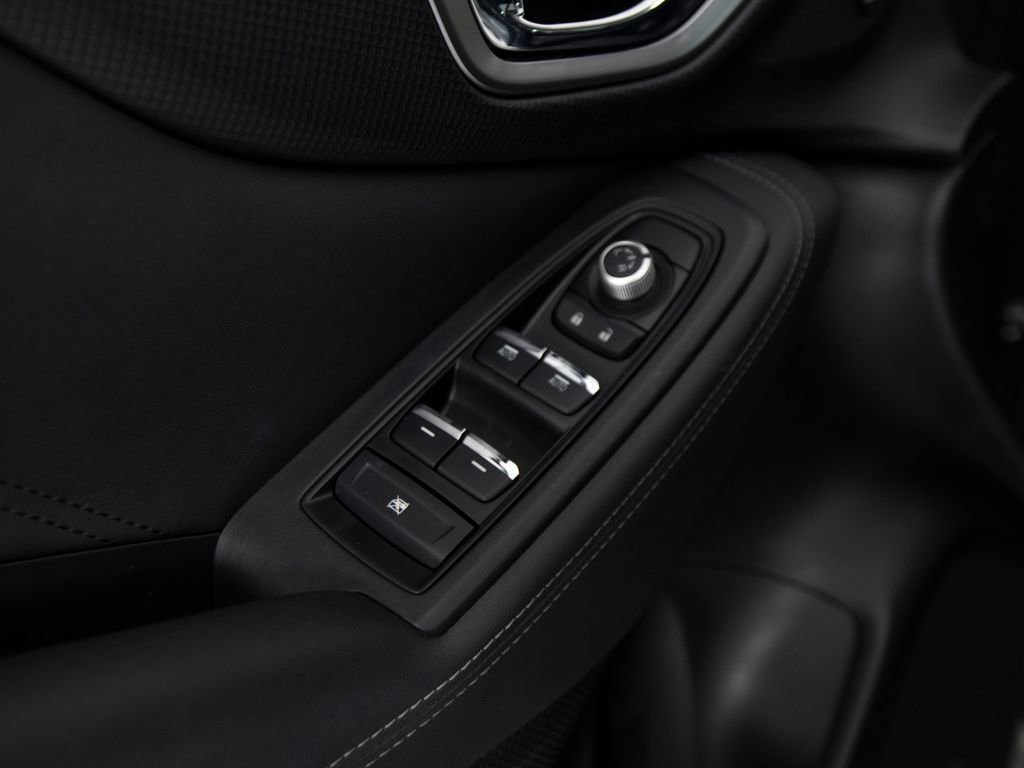 Used 2024 Subaru Forester Touring w/ POP Package 3 AWD/4WD image 11