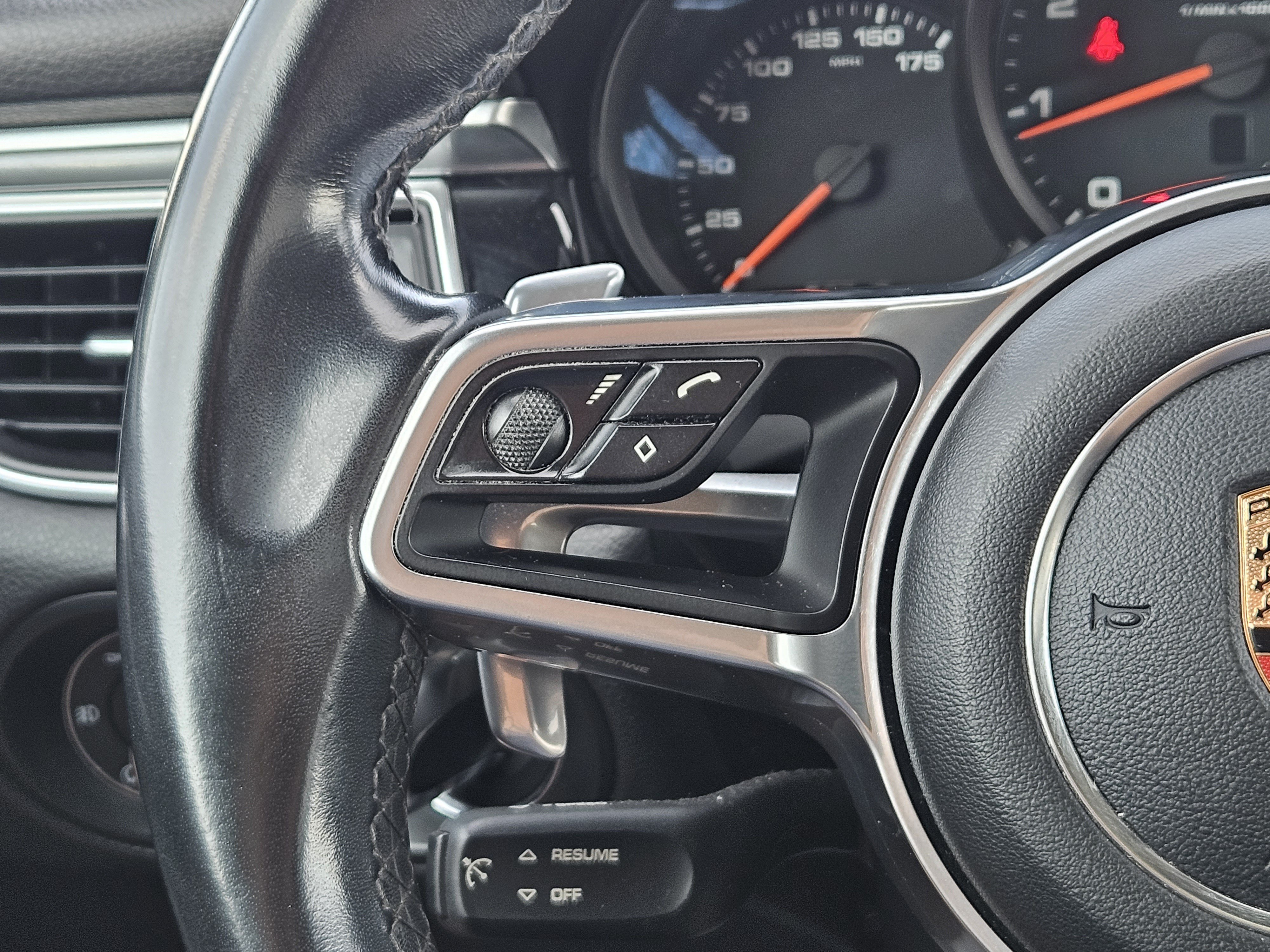 Certified 2017 Porsche Macan AWD/4WD image 26