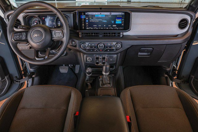 Used 2024 Jeep Wrangler Sport S w/ Convenience Group AWD/4WD image 36