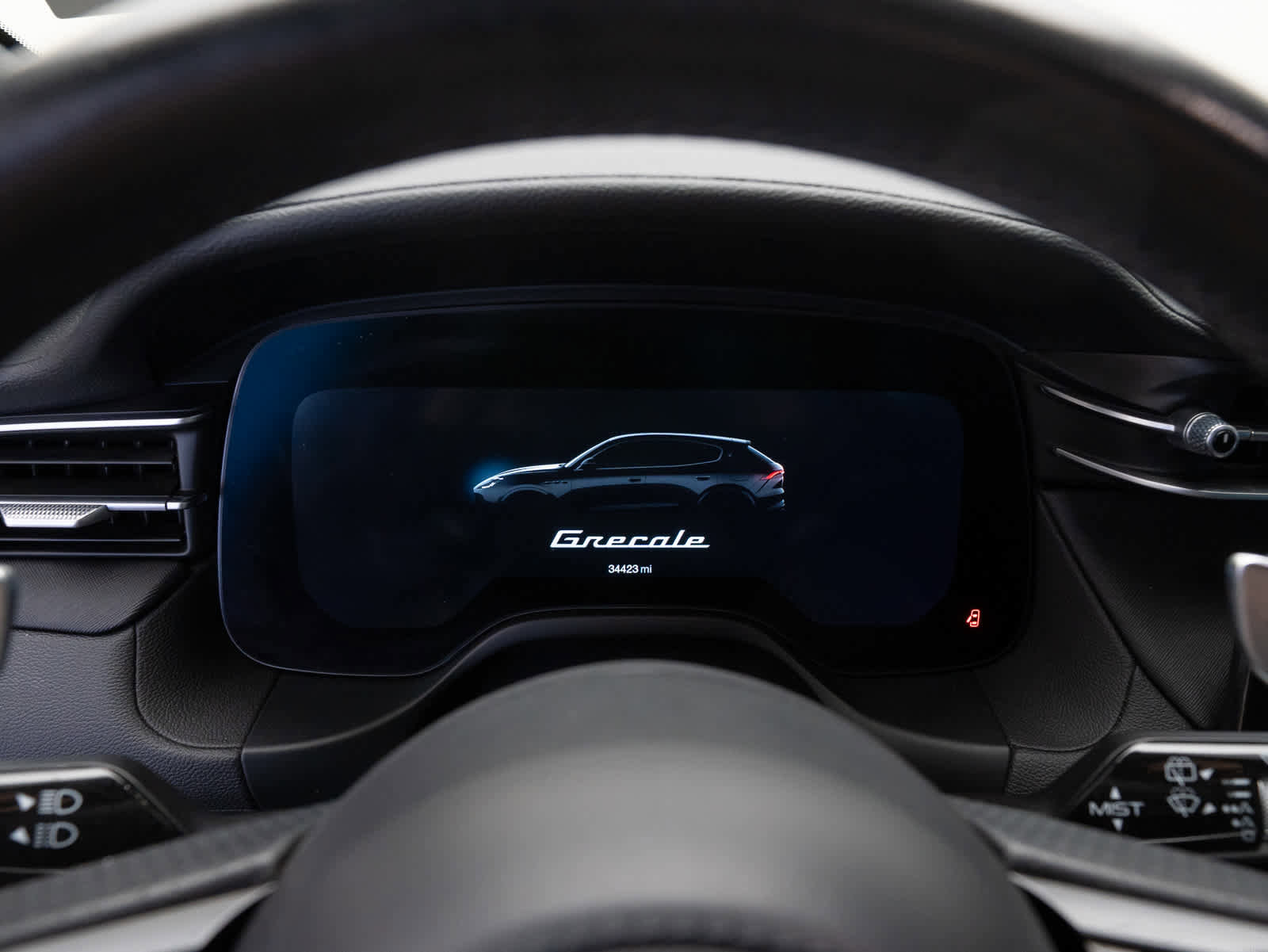 Used 2024 Maserati Grecale GT image 11