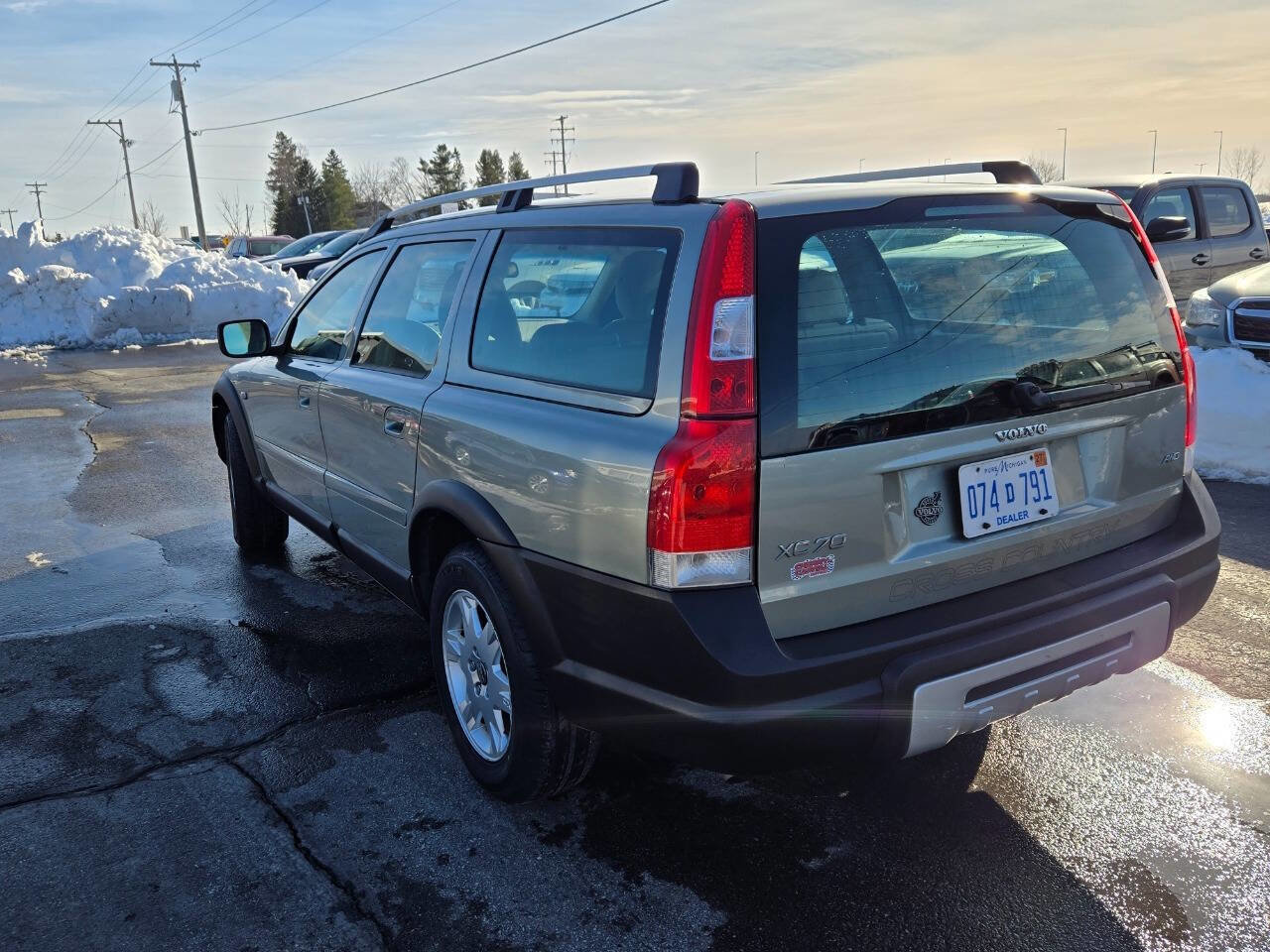 Used 2006 Volvo XC70 Base AWD 4dr Wagon image 10