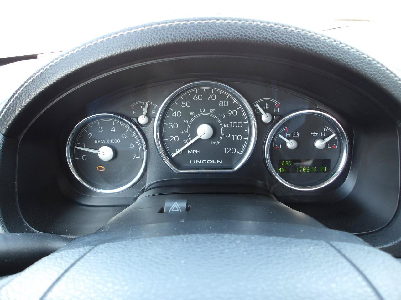 Used 2006 Lincoln Mark LT 4x4 image 18