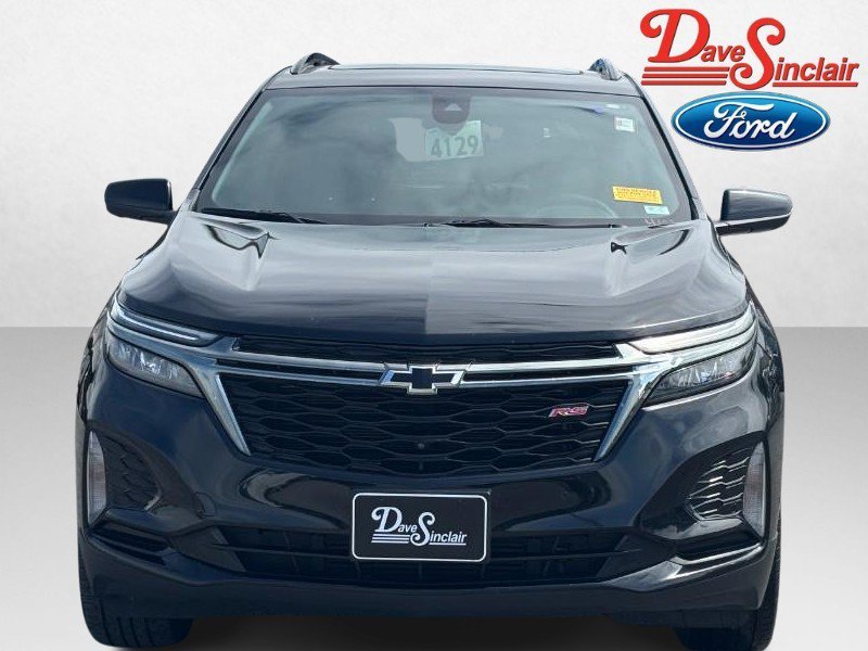 Used 2023 Chevrolet Equinox RS w/ RS Leather Package AWD/4WD image 2