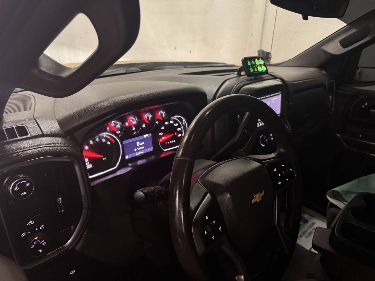 Used 2019 Chevrolet Silverado 1500 LT w/ Texas Edition RWD image 12