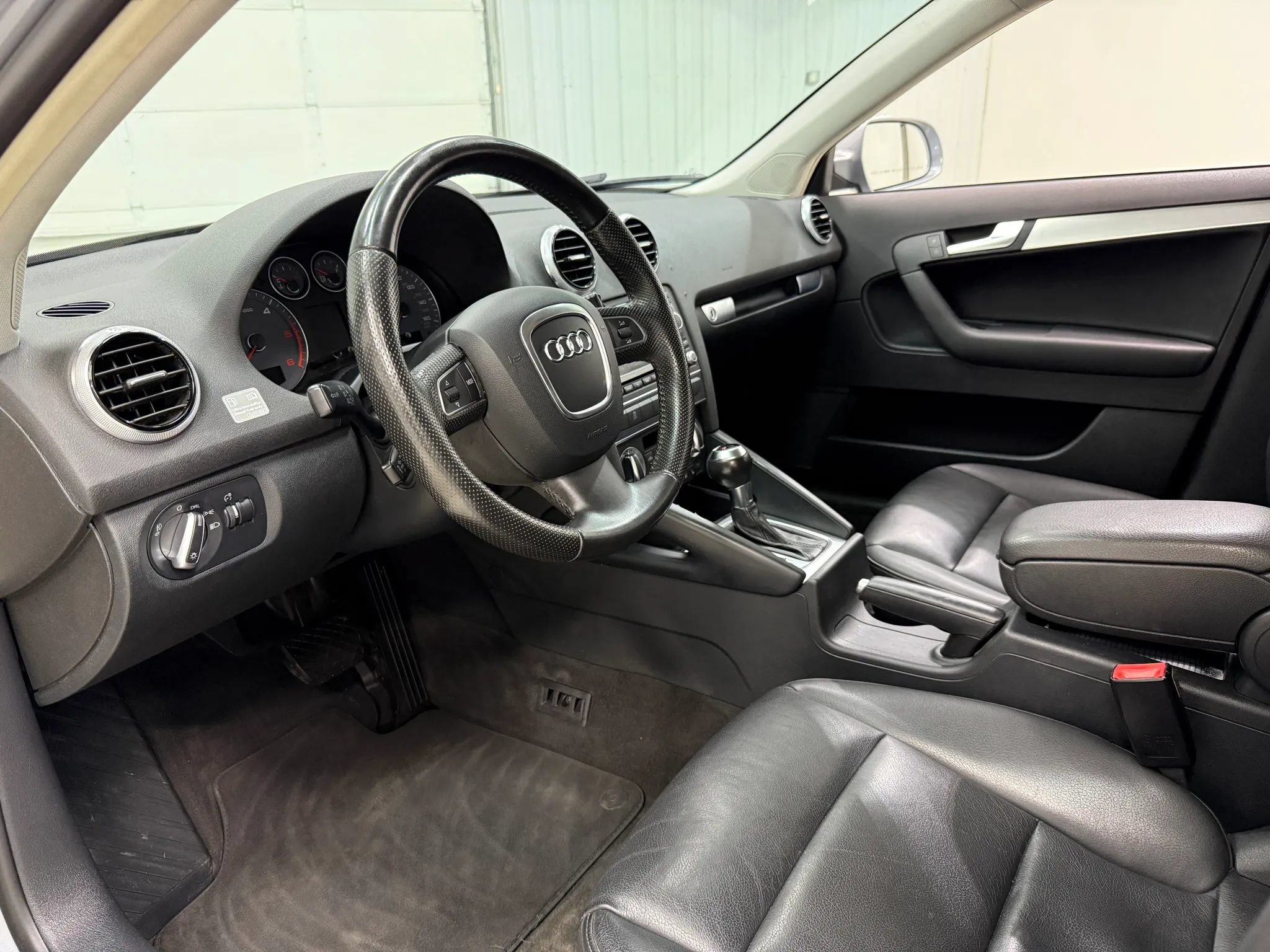 Used 2013 Audi A3 TDI Premium Plus FWD image 8