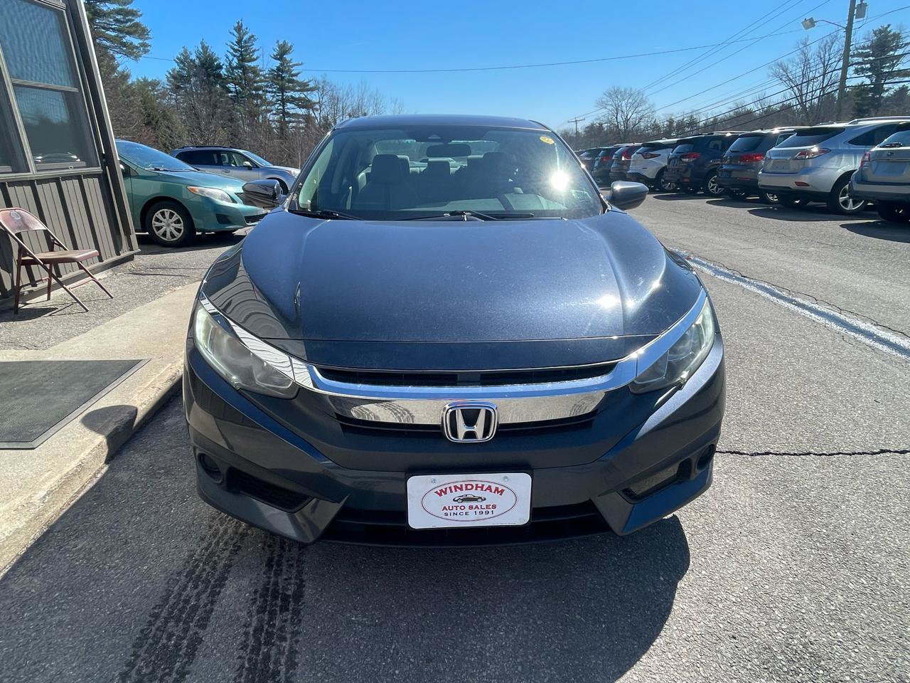 Used 2018 Honda Civic EX image 2