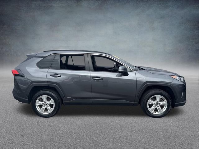 Used 2021 Toyota RAV4 XLE image 5