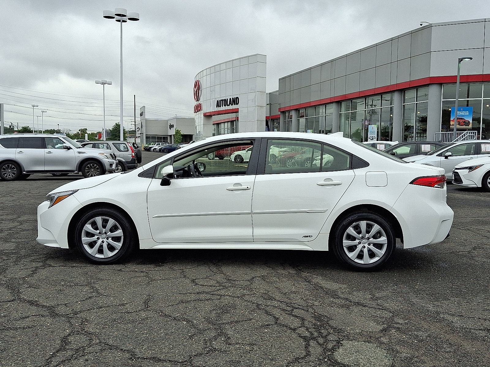 Certified 2023 Toyota Corolla LE image 4