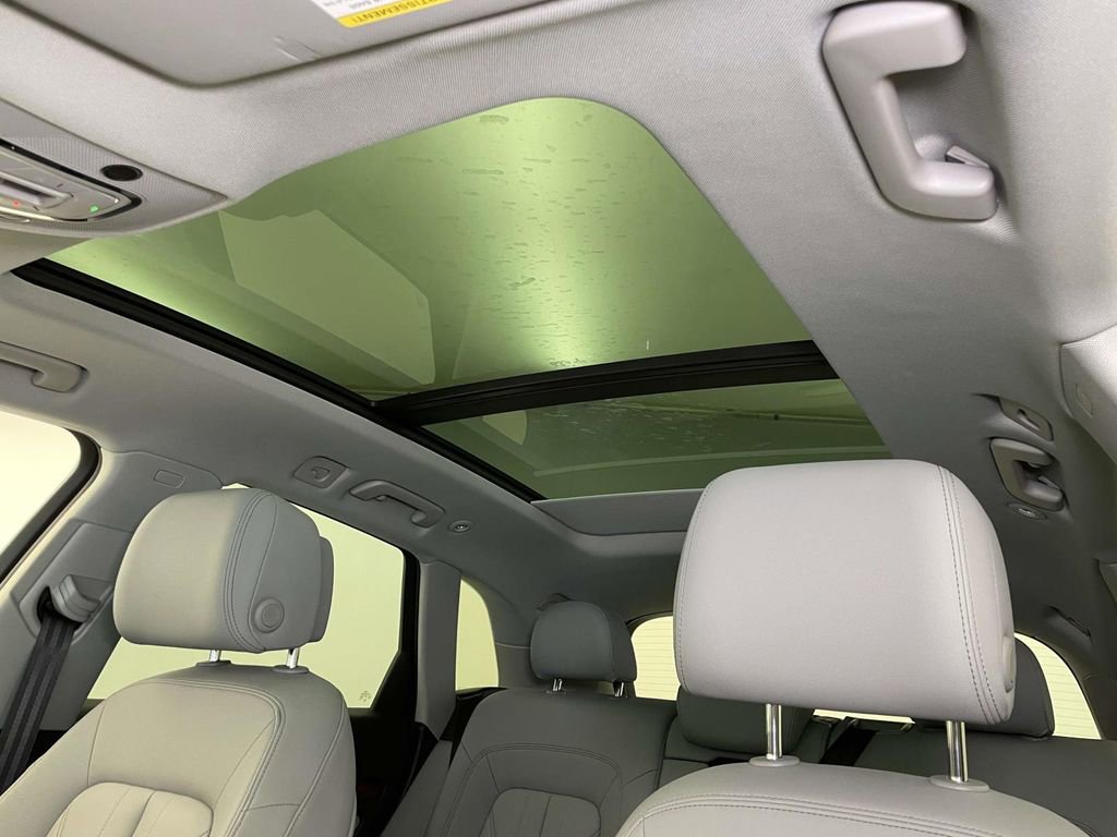 Certified 2022 Audi Q5 2.0T Premium Plus image 18