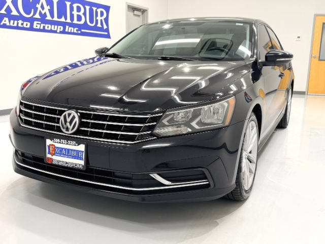 Used 2019 Volkswagen Passat 2.0T Wolfsburg w/ Wheels & Sunroof Package FWD image 4
