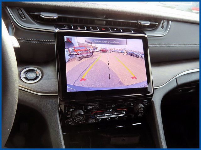 New 2025 Jeep Grand Cherokee Limited image 19