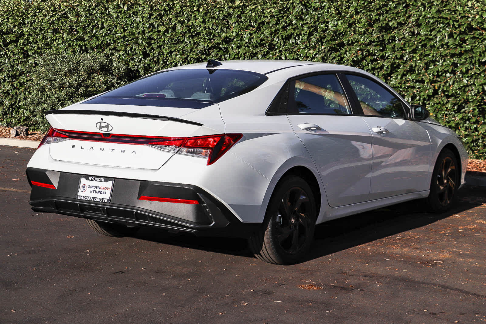 New 2026 Hyundai Elantra Sport FWD image 8
