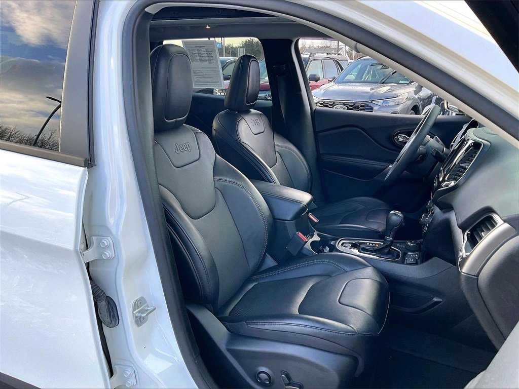 Used 2022 Jeep Cherokee Limited image 10