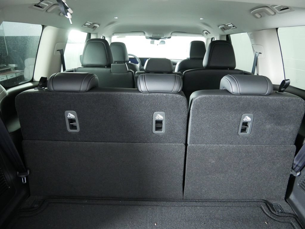 New 2026 Nissan Armada SV AWD/4WD image 16