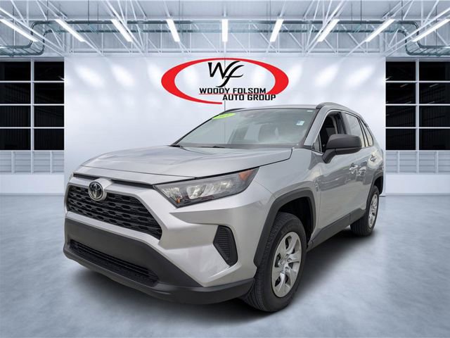 Used 2021 Toyota RAV4 LE image 7