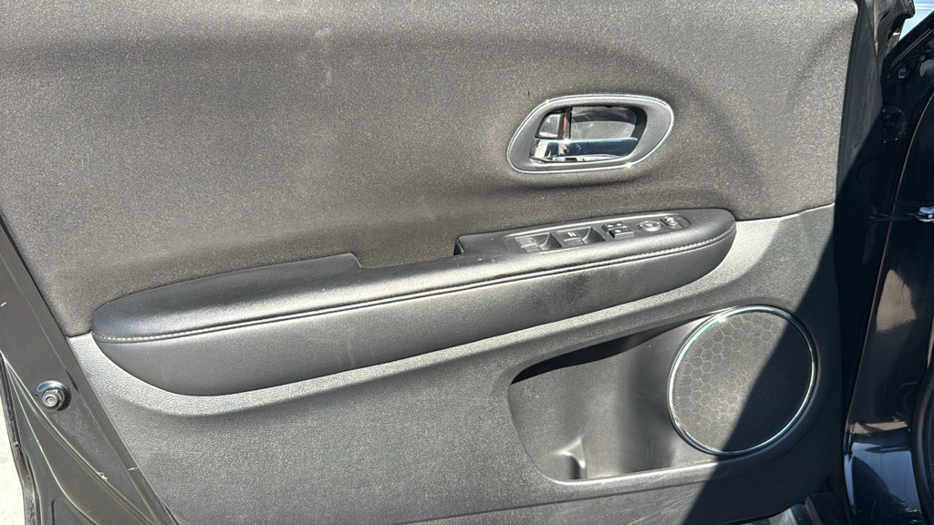 Used 2016 Honda HR-V EX image 19