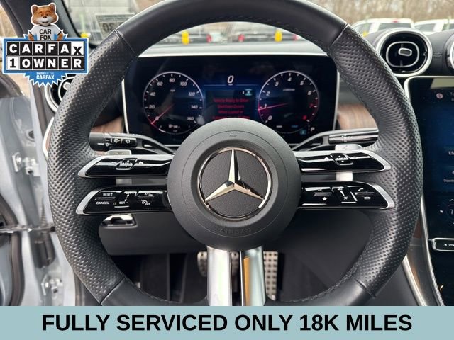 Used 2025 Mercedes-Benz GLC 300 4MATIC image 12