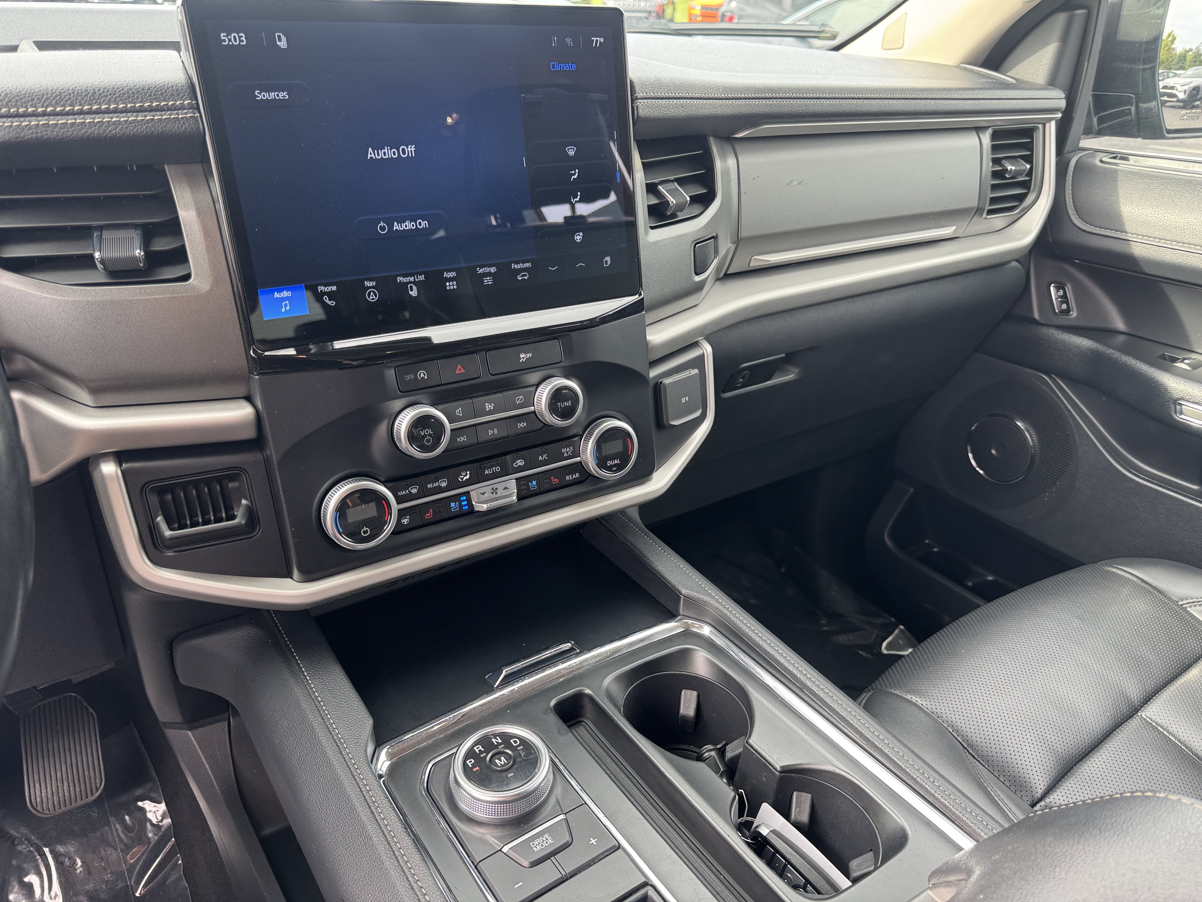 Used 2024 Ford Expedition Max XLT RWD image 26