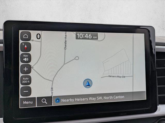 Used 2022 Hyundai Venue Limited image 13