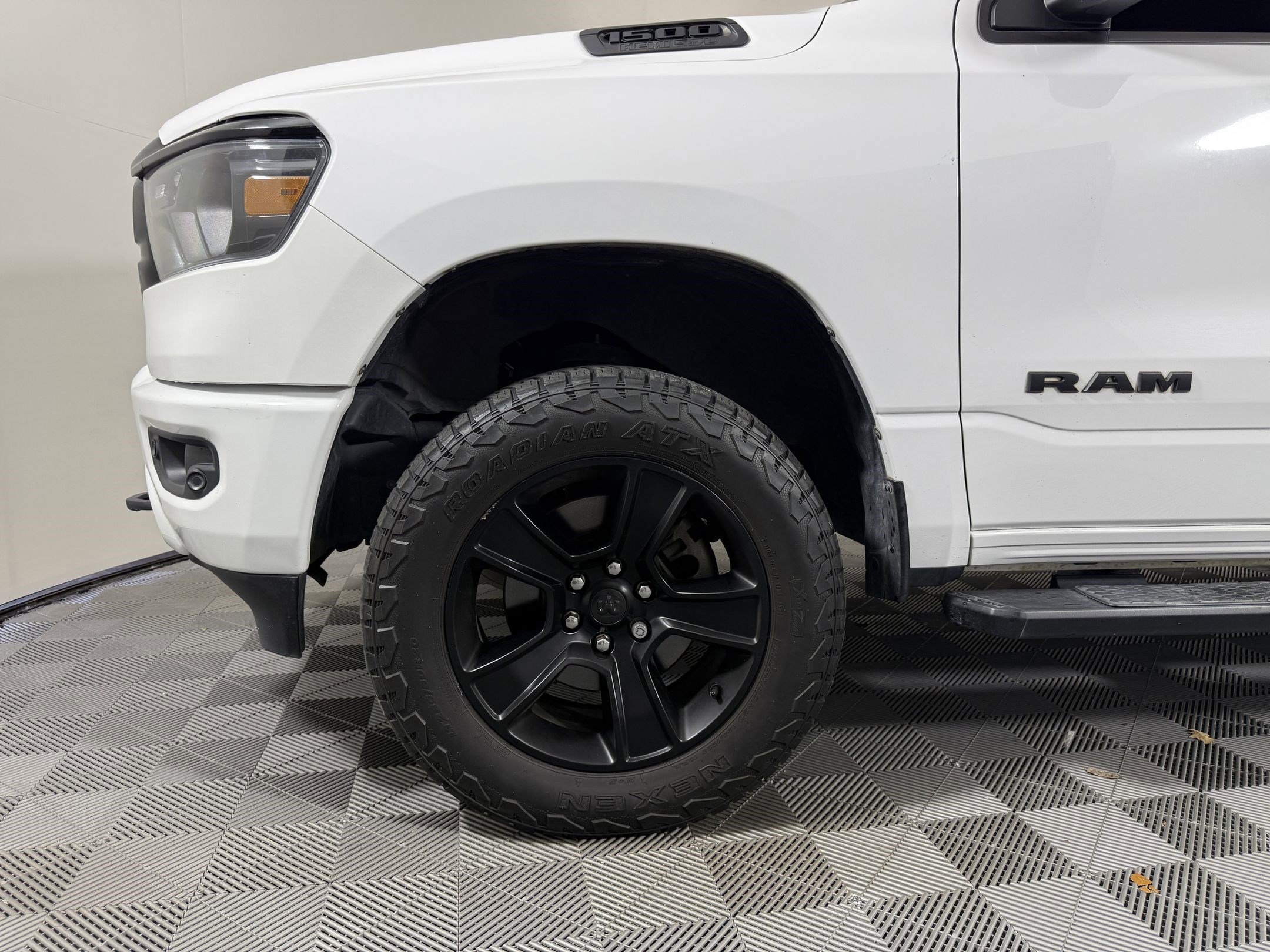 Used 2020 RAM 1500 Big Horn image 8
