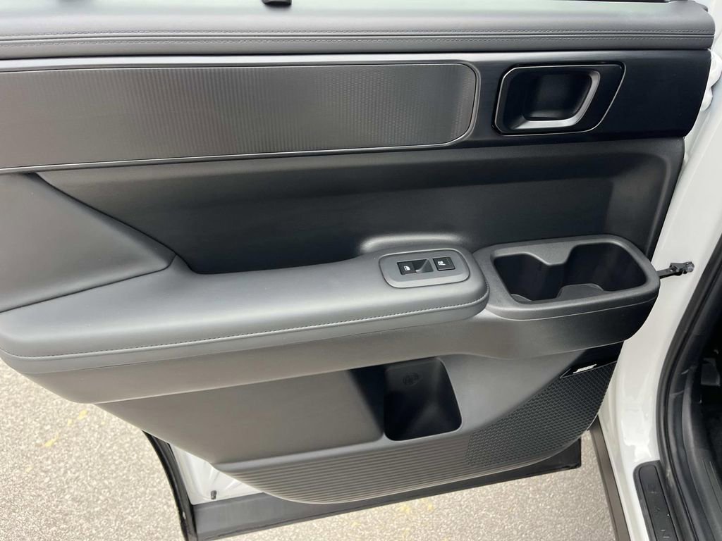 Used 2024 Hyundai Santa Fe Calligraphy image 18