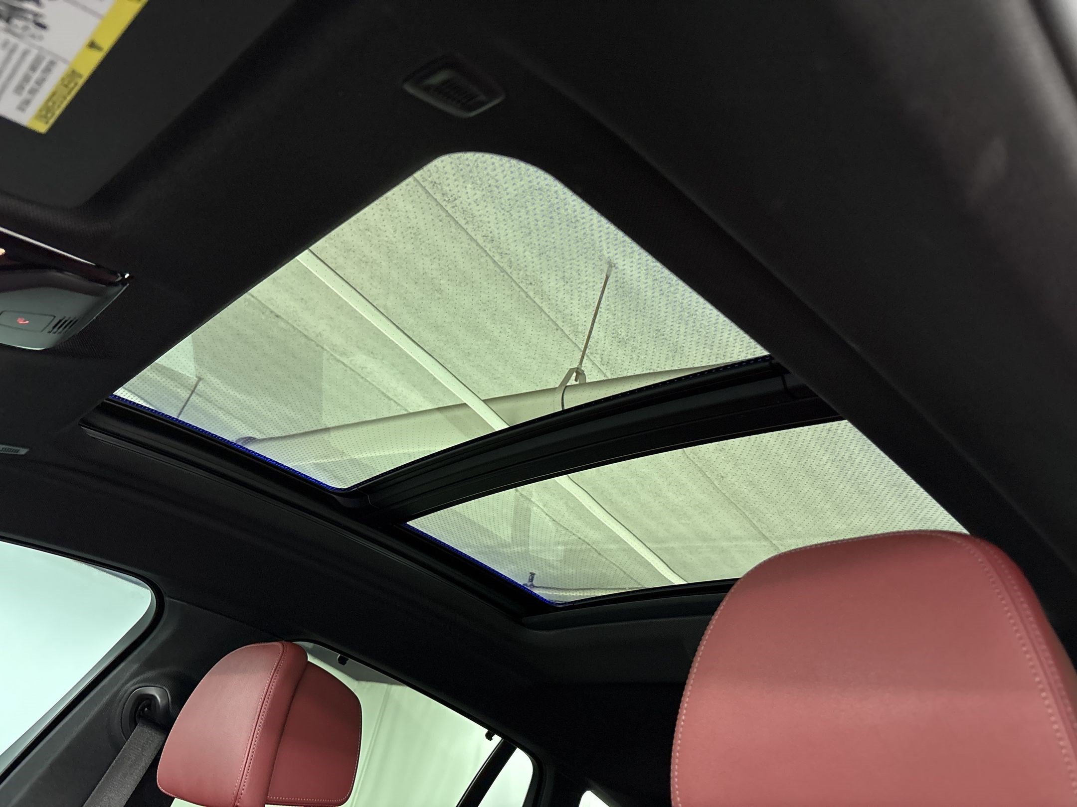 Used 2022 BMW X6 M50i w/ Executive Package AWD/4WD image 16