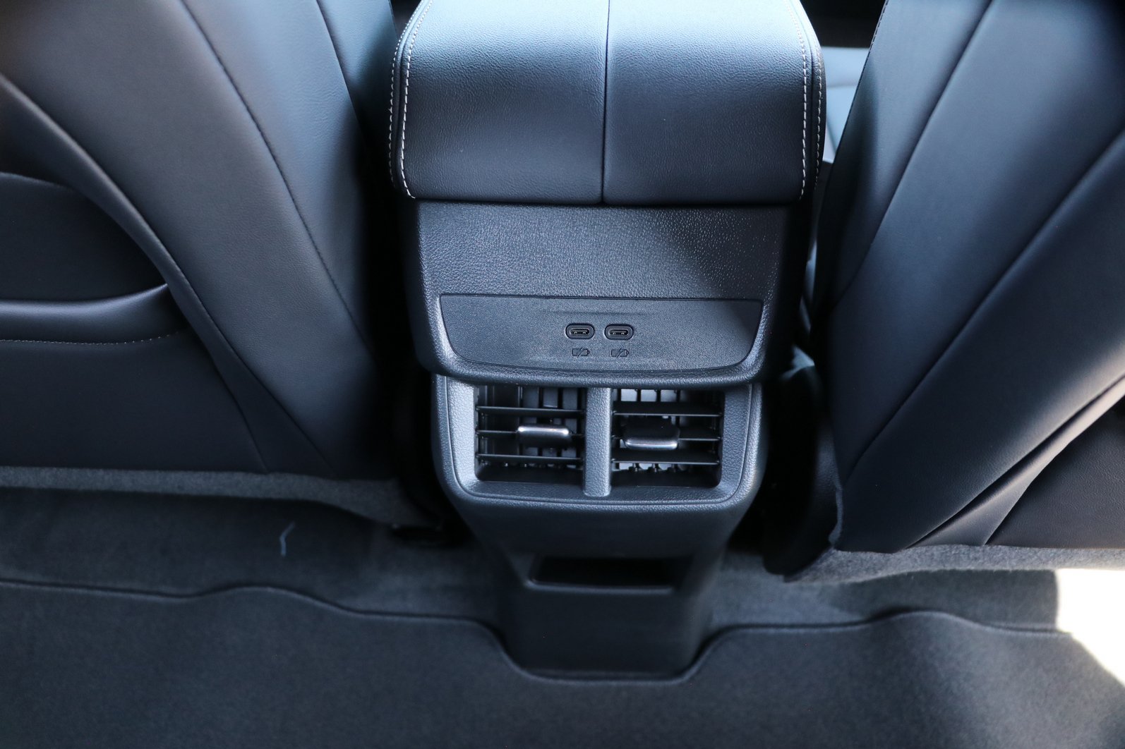 New 2026 GMC Terrain Elevation FWD image 31