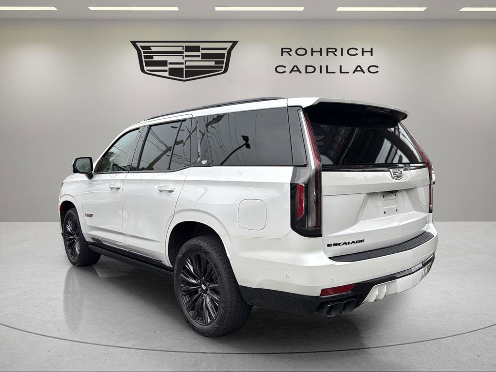 Used 2023 Cadillac Escalade V w/ LPO, ONYX Package image 1