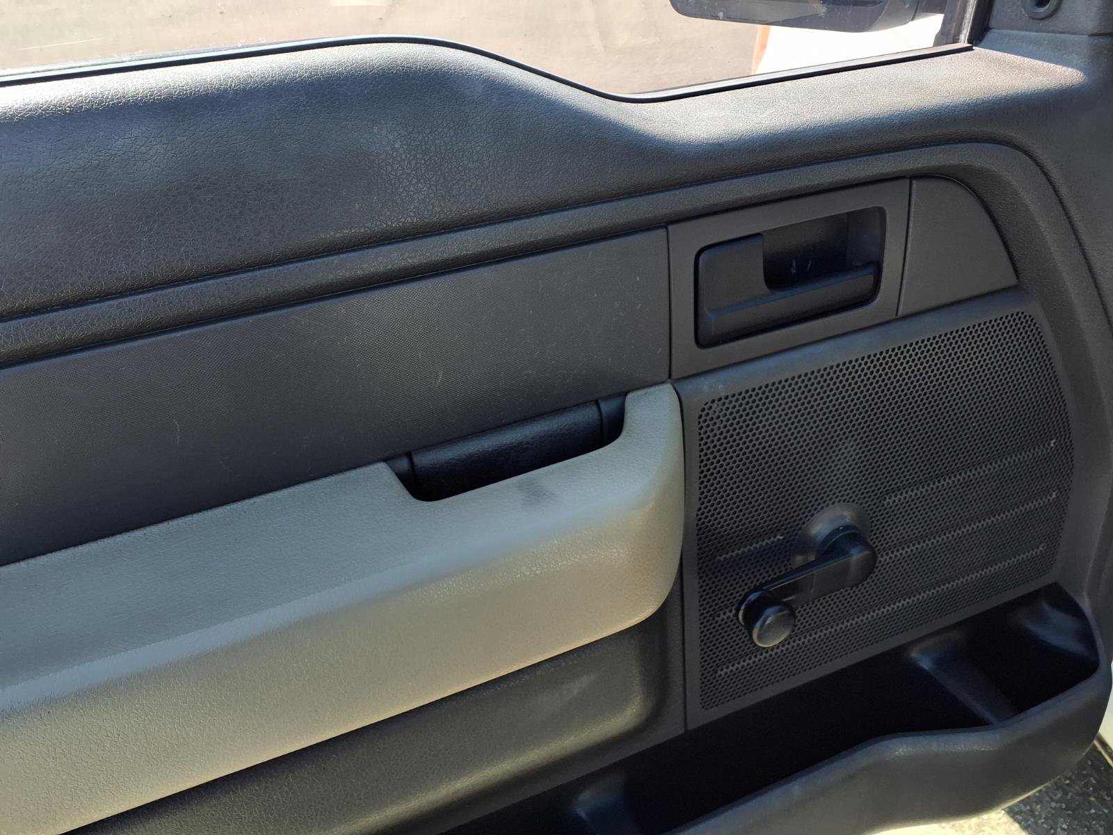 Used 2010 Ford F150 XL RWD image 8