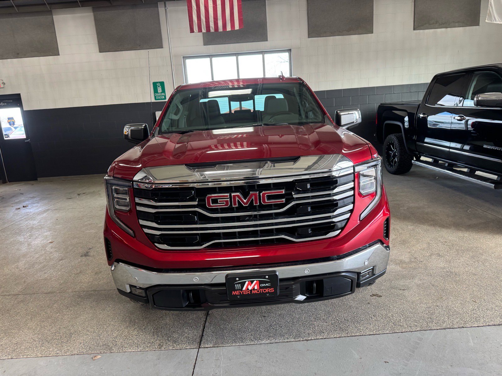 New 2026 GMC Sierra 1500 SLT w/ SLT Premium Plus Package image 2