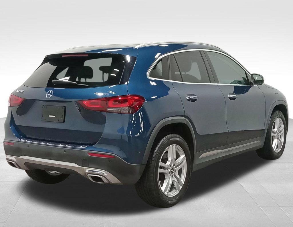 Used 2023 Mercedes-Benz GLA 250 4MATIC image 3