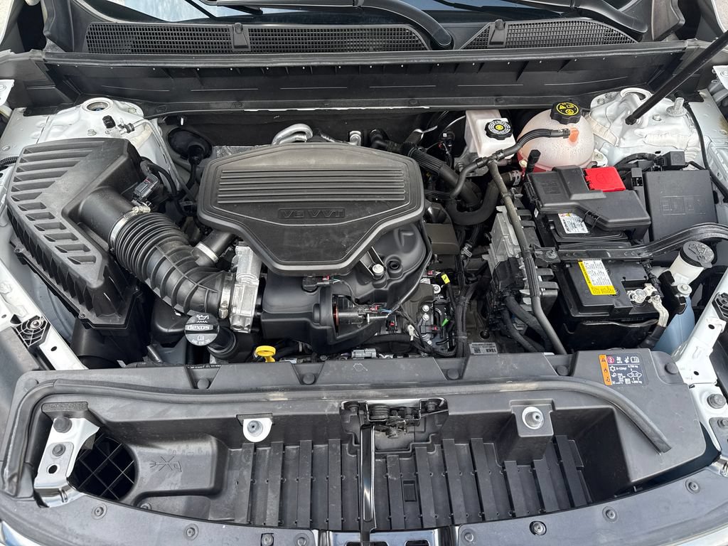 Used 2023 GMC Acadia AT4 w/ LPO, Floor Liner Package AWD/4WD image 34